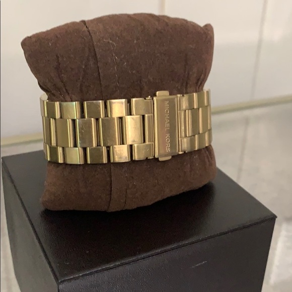 Michael Kors Blue Face Chronograph Runway Watch - Picture 3 of 3